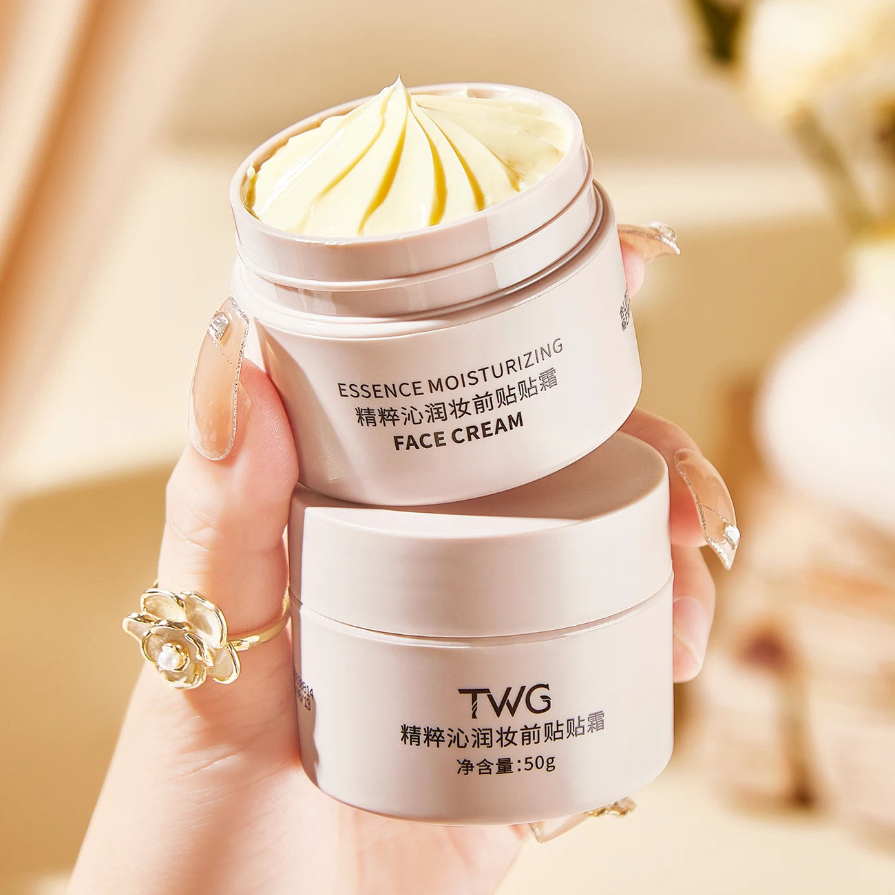 Moisturizing Makeup Primer Cream | Makes You Blush